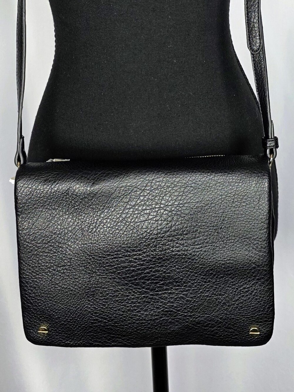 Street Level Black Pebbled Faux Leather Crossbody Organizer Messenger Bag NWOT